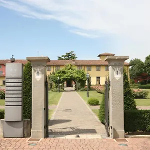 Bes Bergamo 4*, Cologno al Serio Italië